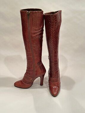 Vintage snakeskin knee high boots size 6 made in Spain